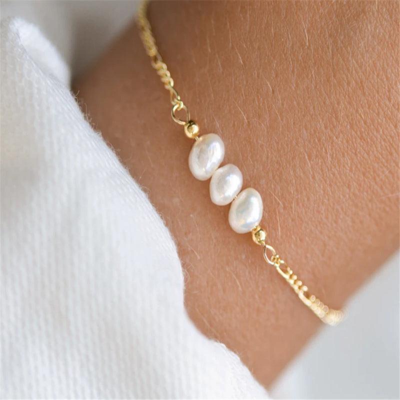 Dainty Triple Pearls Bracelet