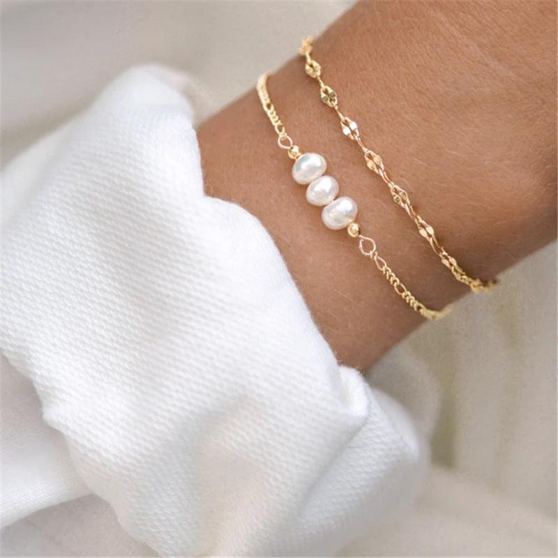 Dainty Triple Pearls Bracelet