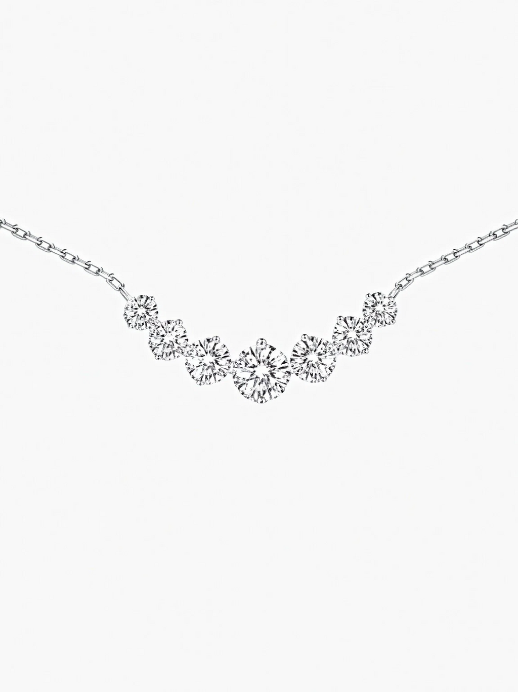 Élise Moissanite Necklace