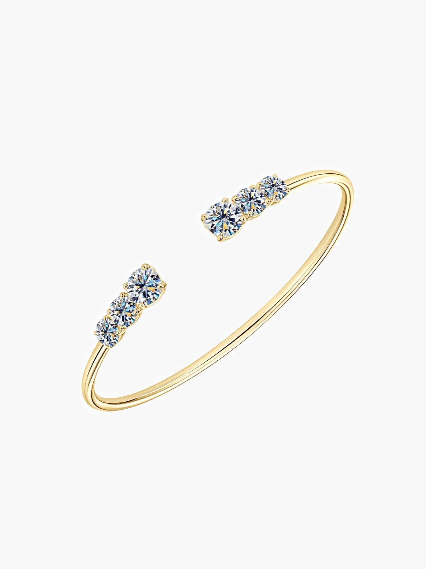 Amara Moissanite Bangle