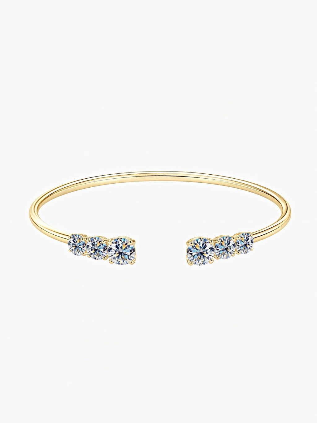 Amara Moissanite Bangle
