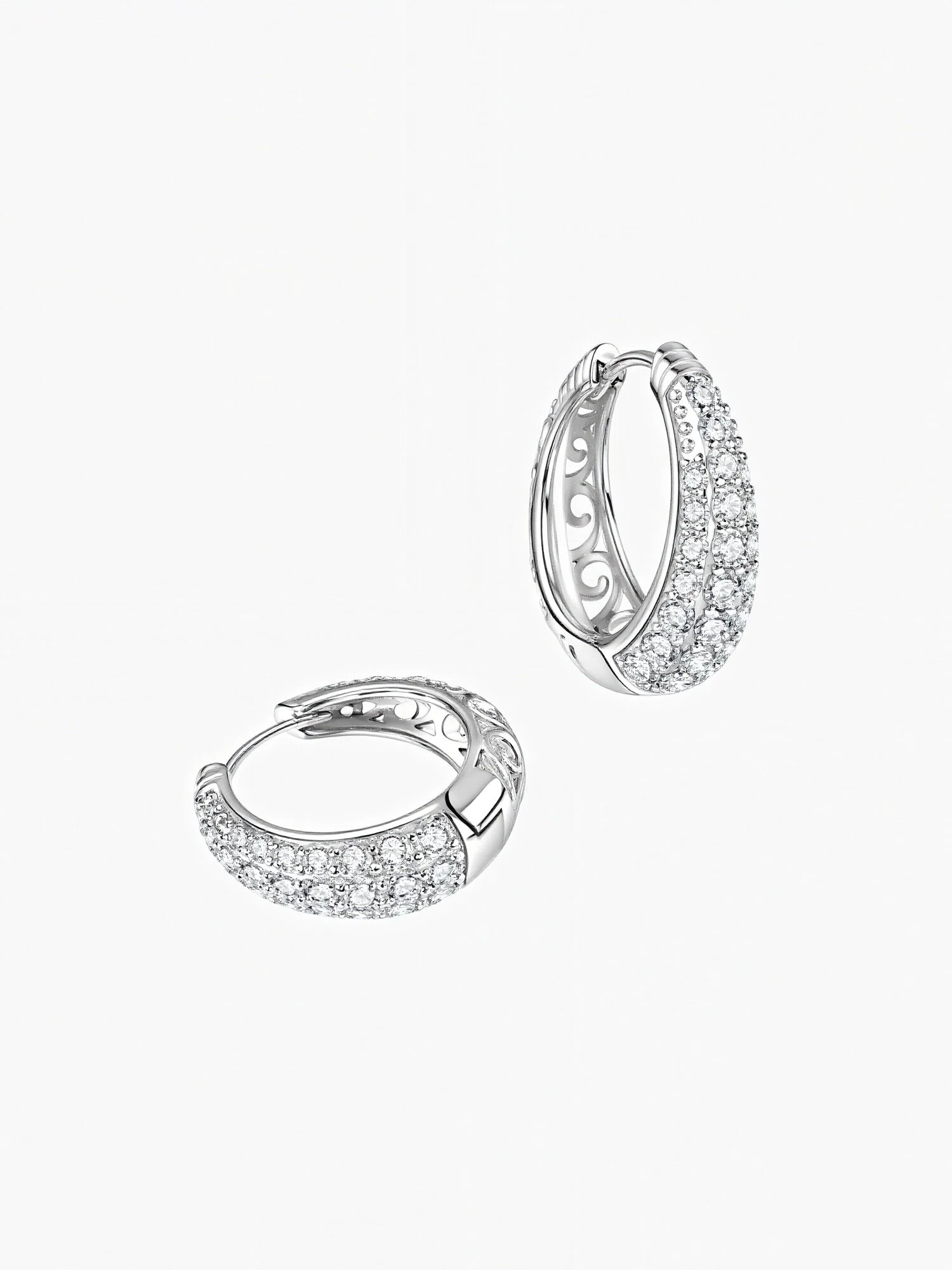 Noa Moissanite Hoops
