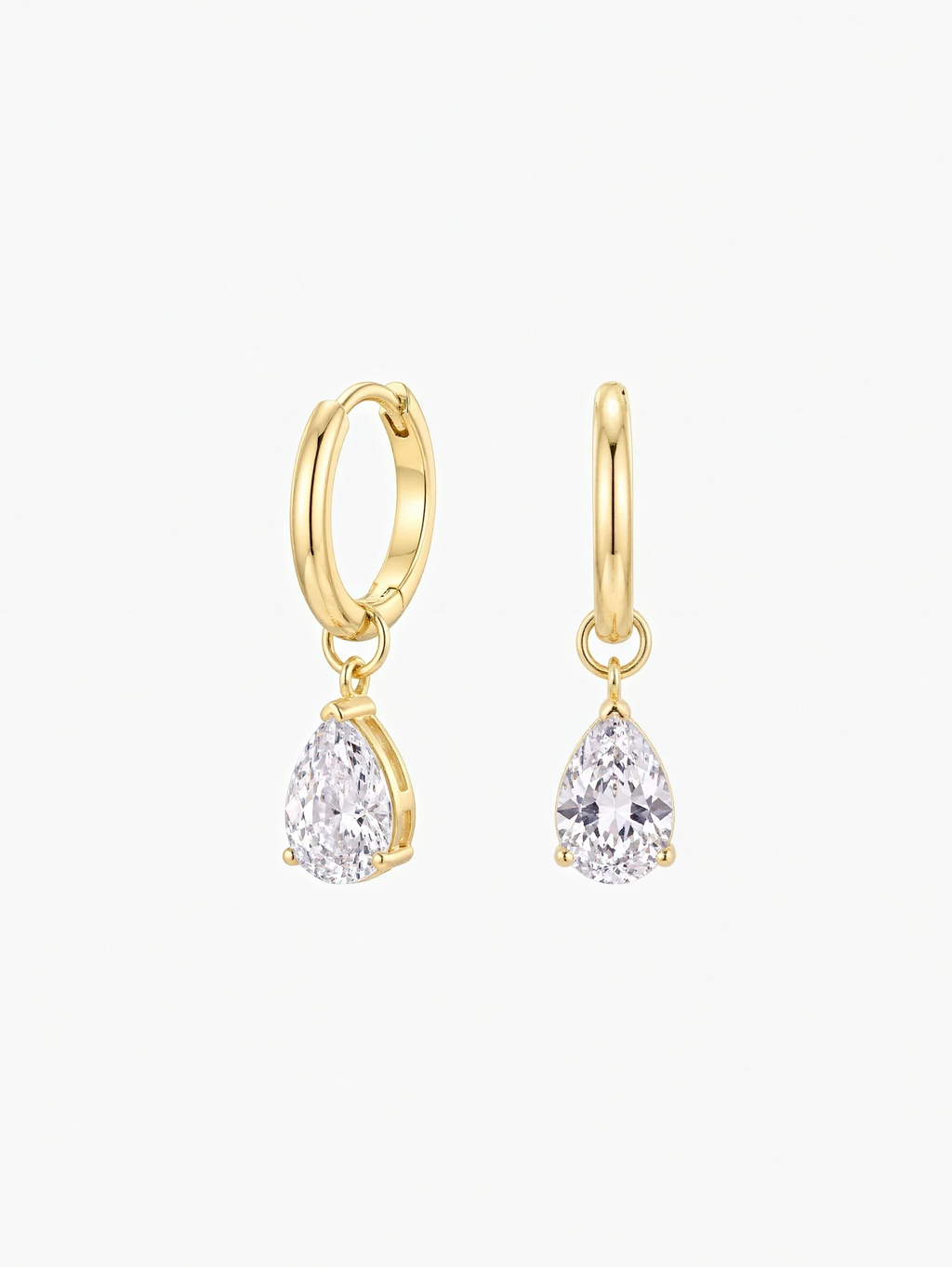 Elys Moissanite Earrings