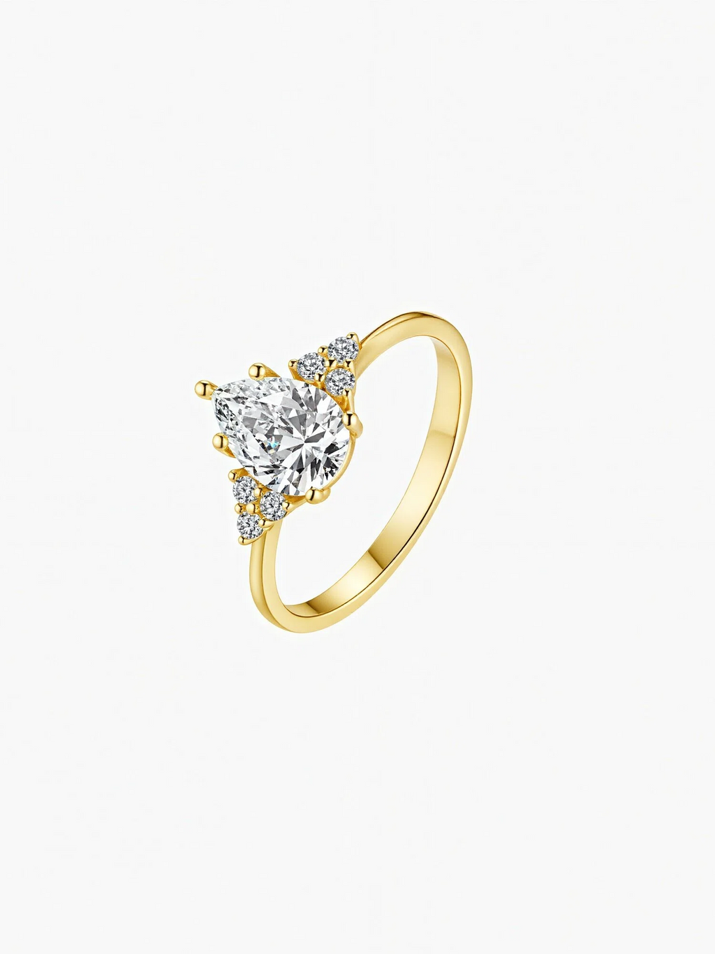 Noémie Moissanite Ring