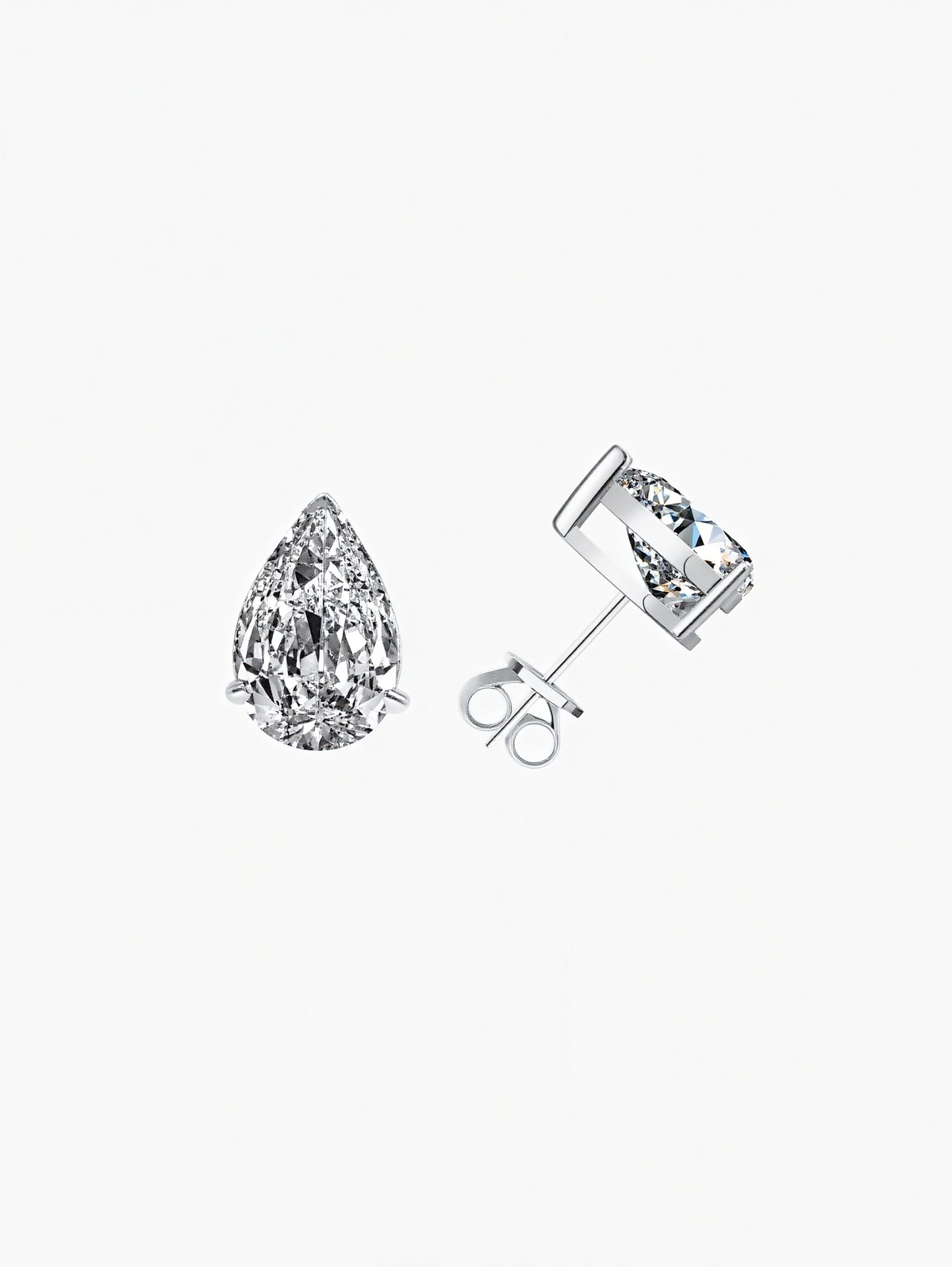 Elys Moissanite Studs