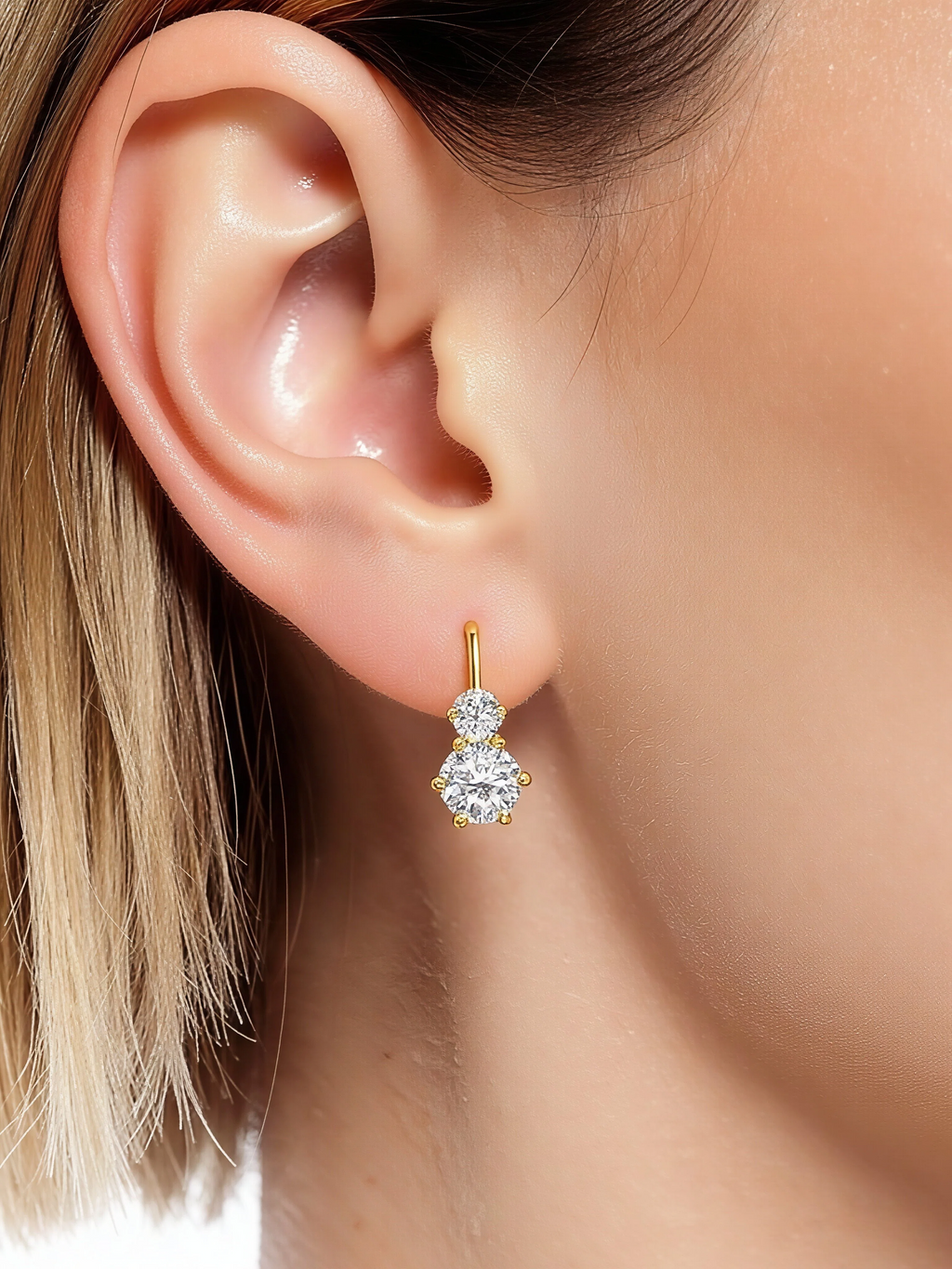 Thea Moissanite Earrings