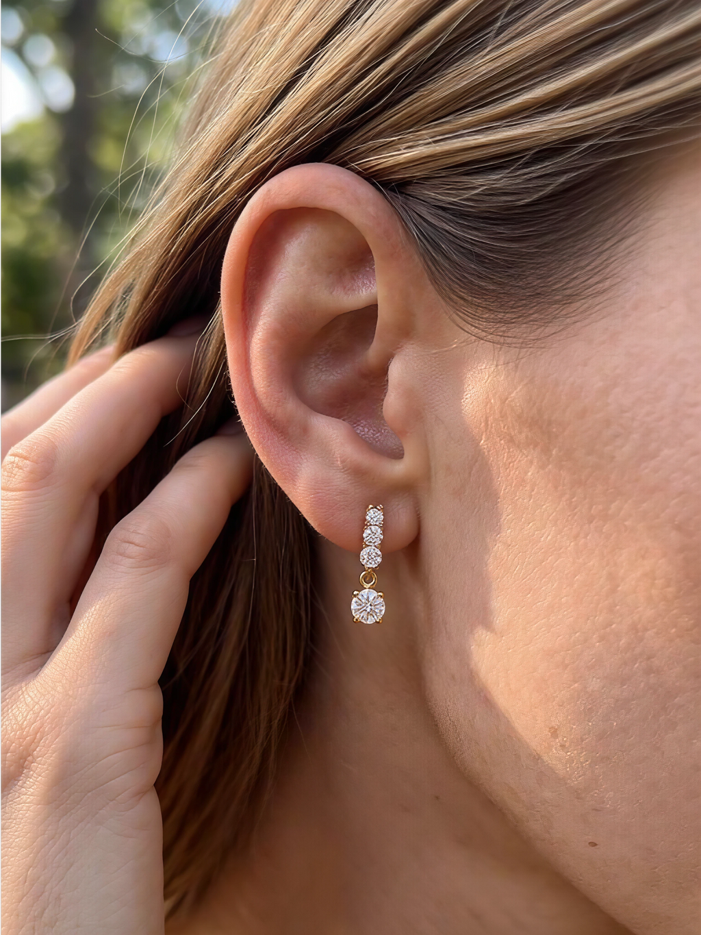 Mila Moissanite Earrings