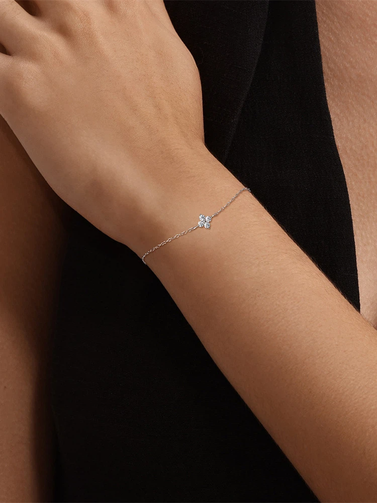 Clou Moissanite Bracelet
