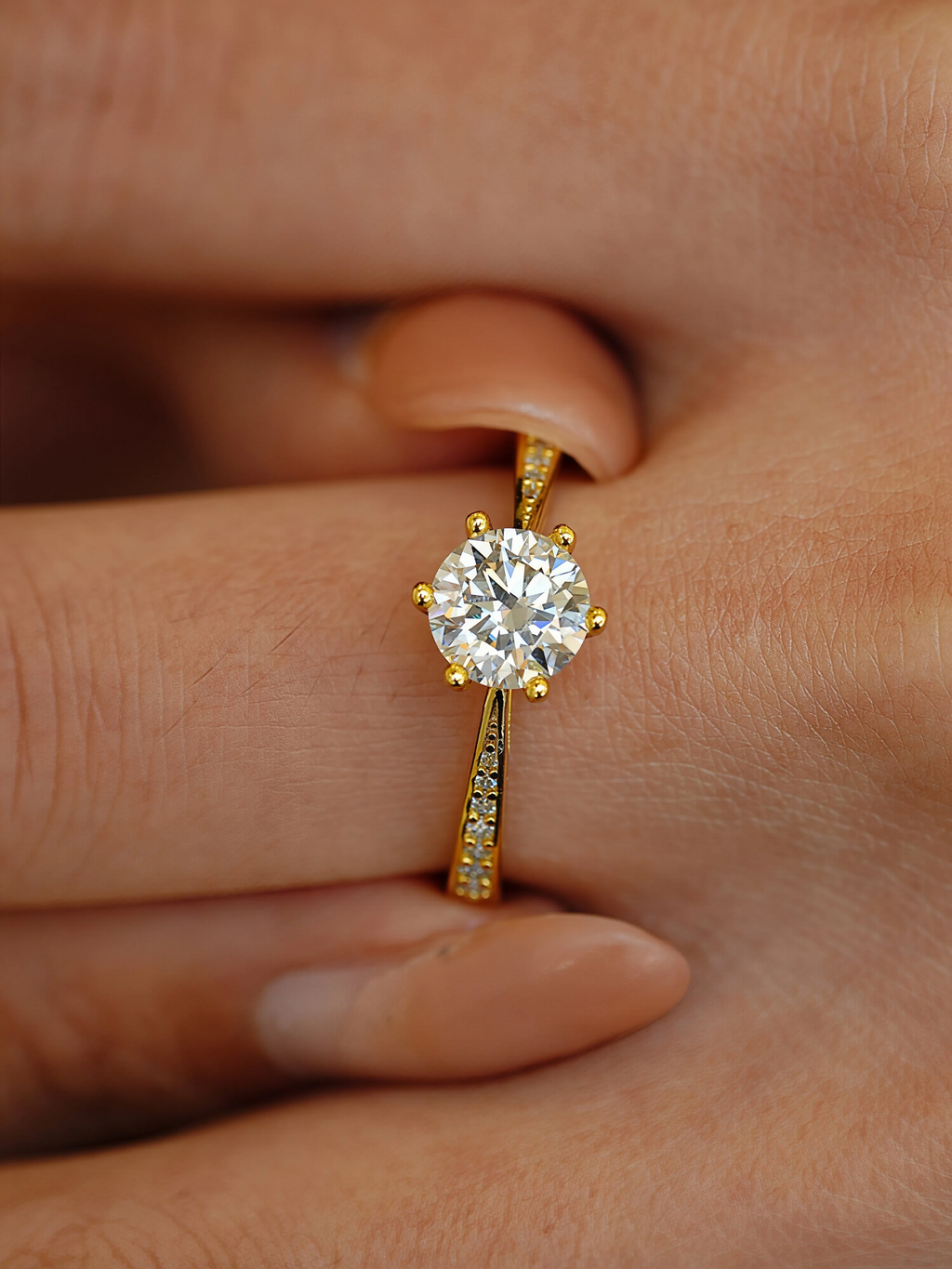 Faye Moissanite Ring