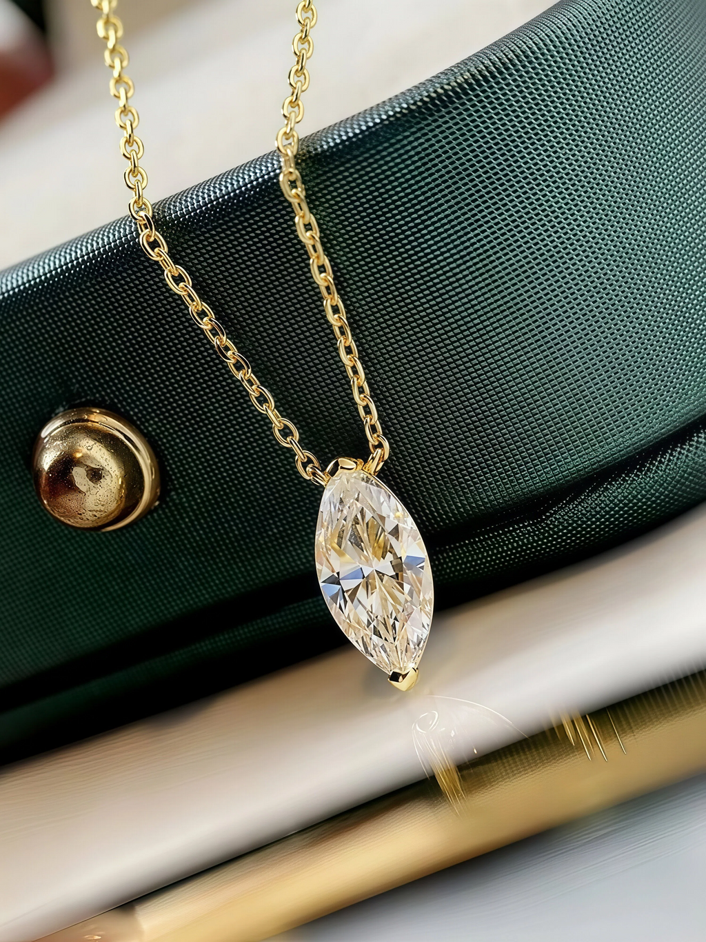 Anaïs Moissanite Necklace