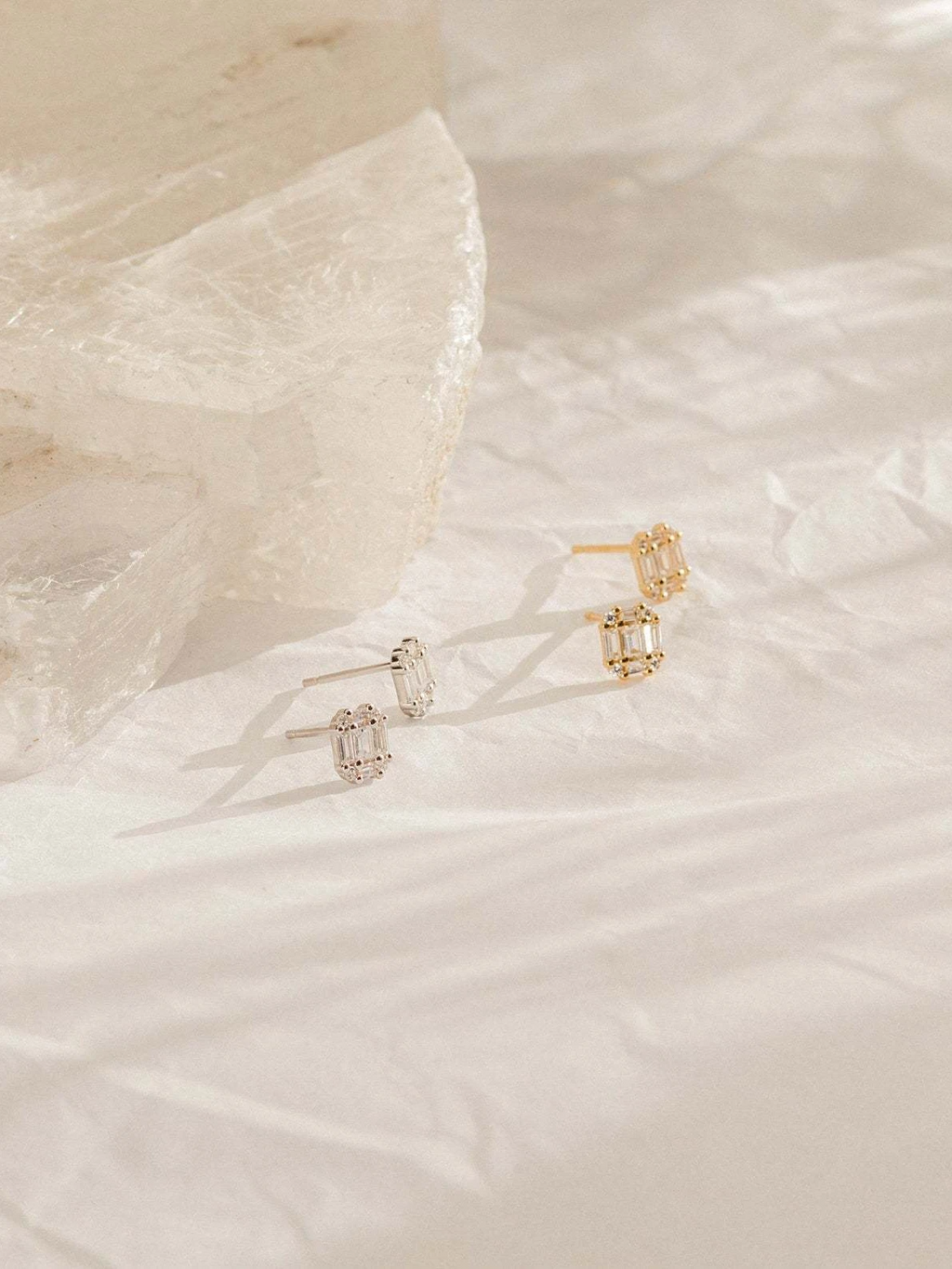 Baguettea Studs