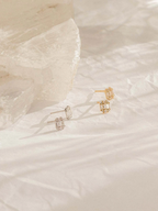 Baguettea Studs
