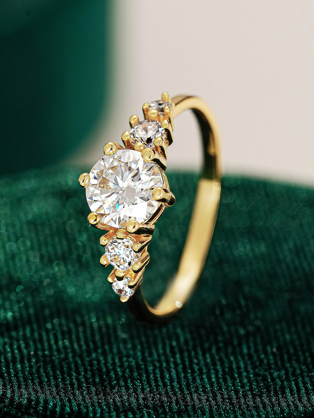 Solis Moissanite Ring
