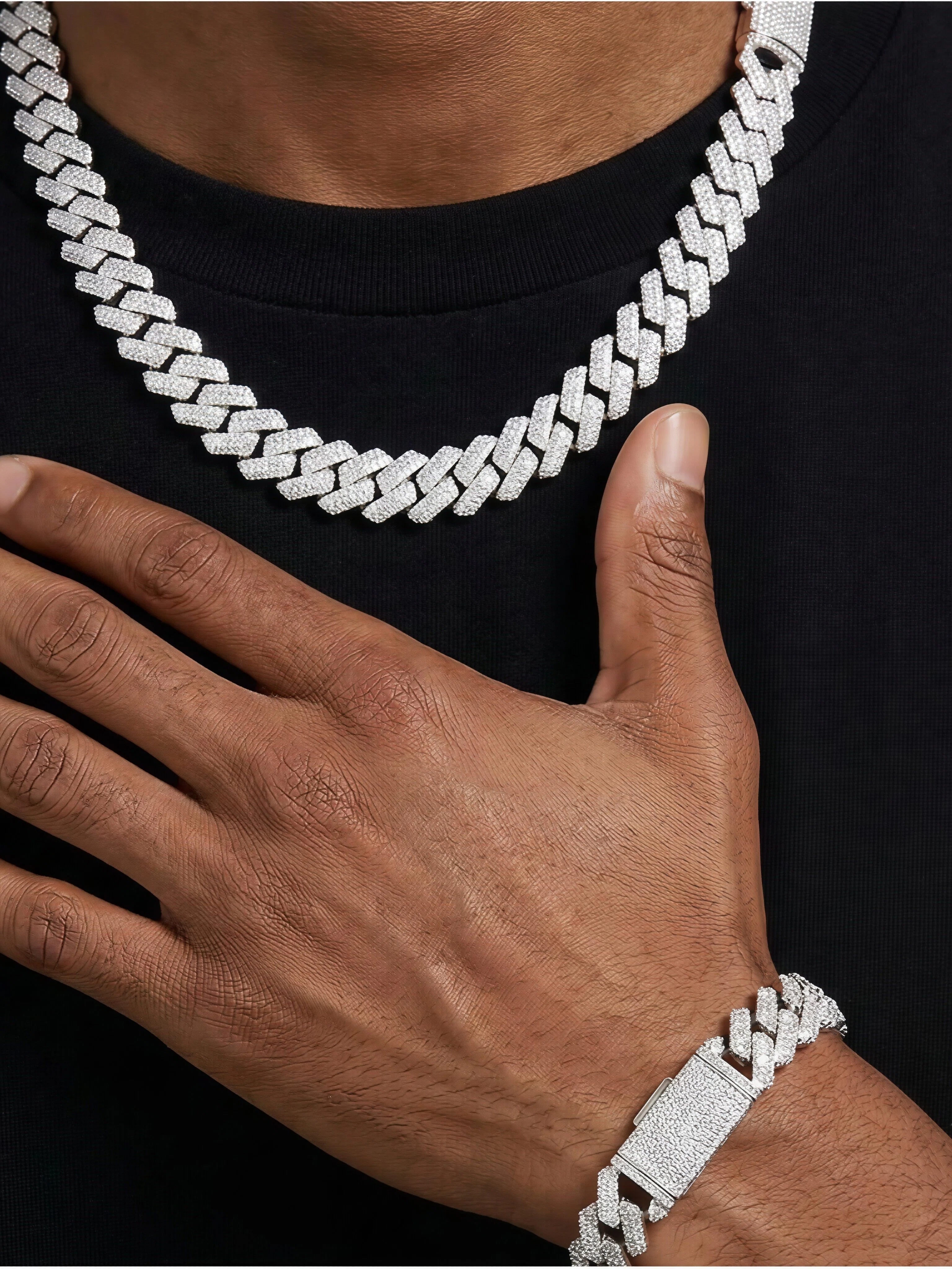 Gravity Moissanite Bracelet