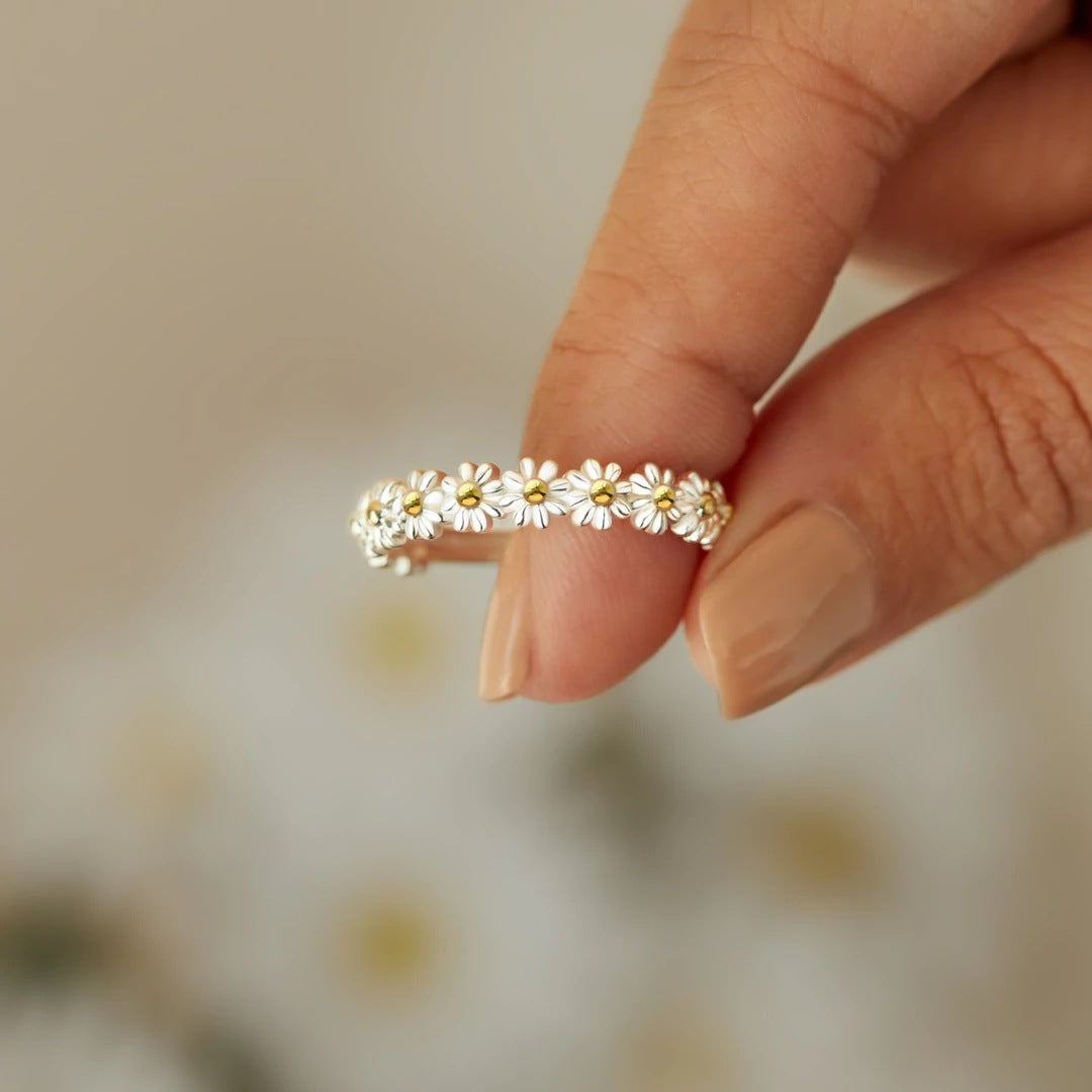 Daisy Static Ring