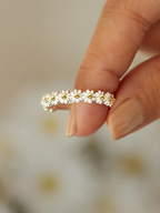 Daisy Static Ring