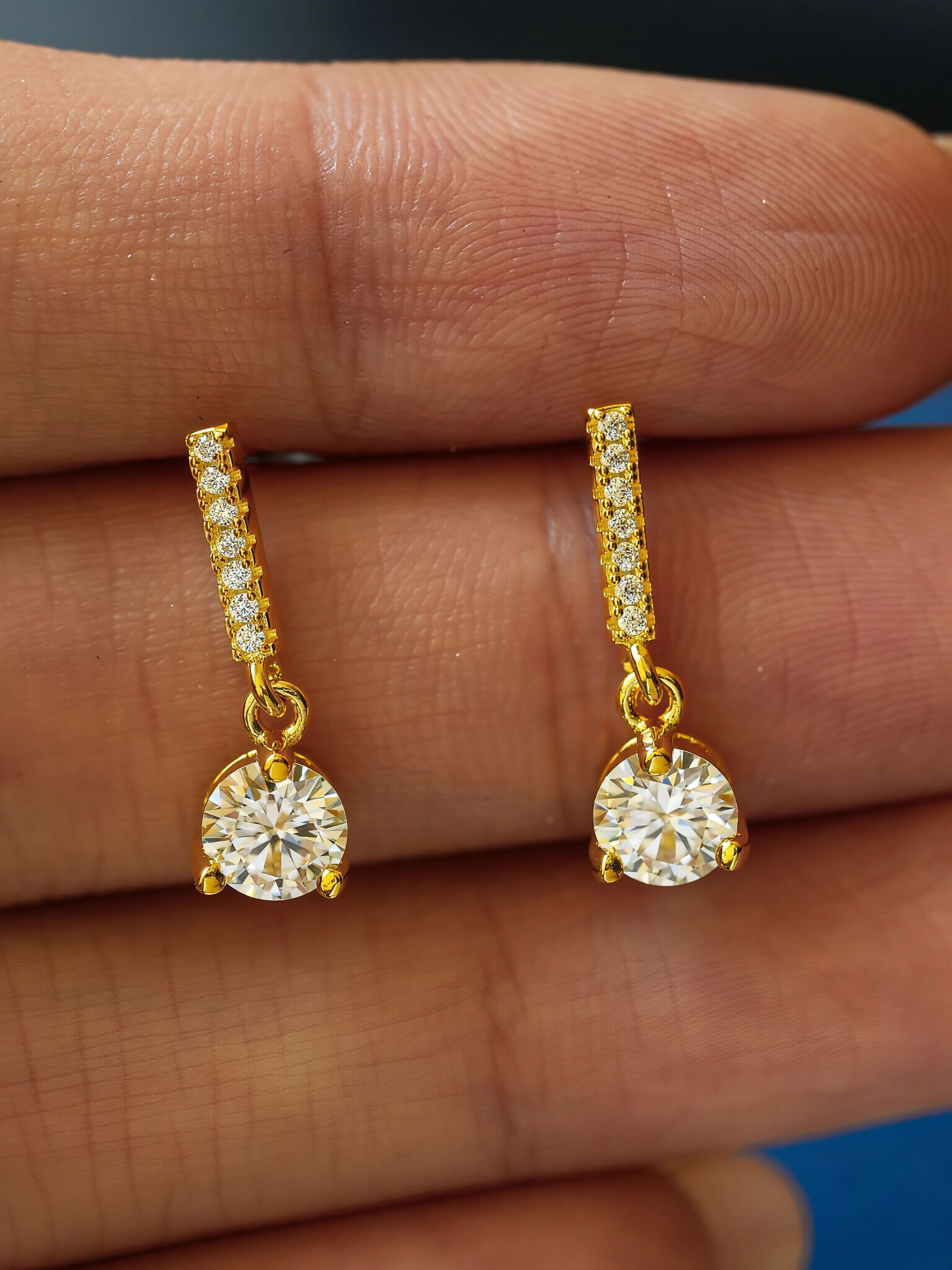 Bella Moissanite Earrings