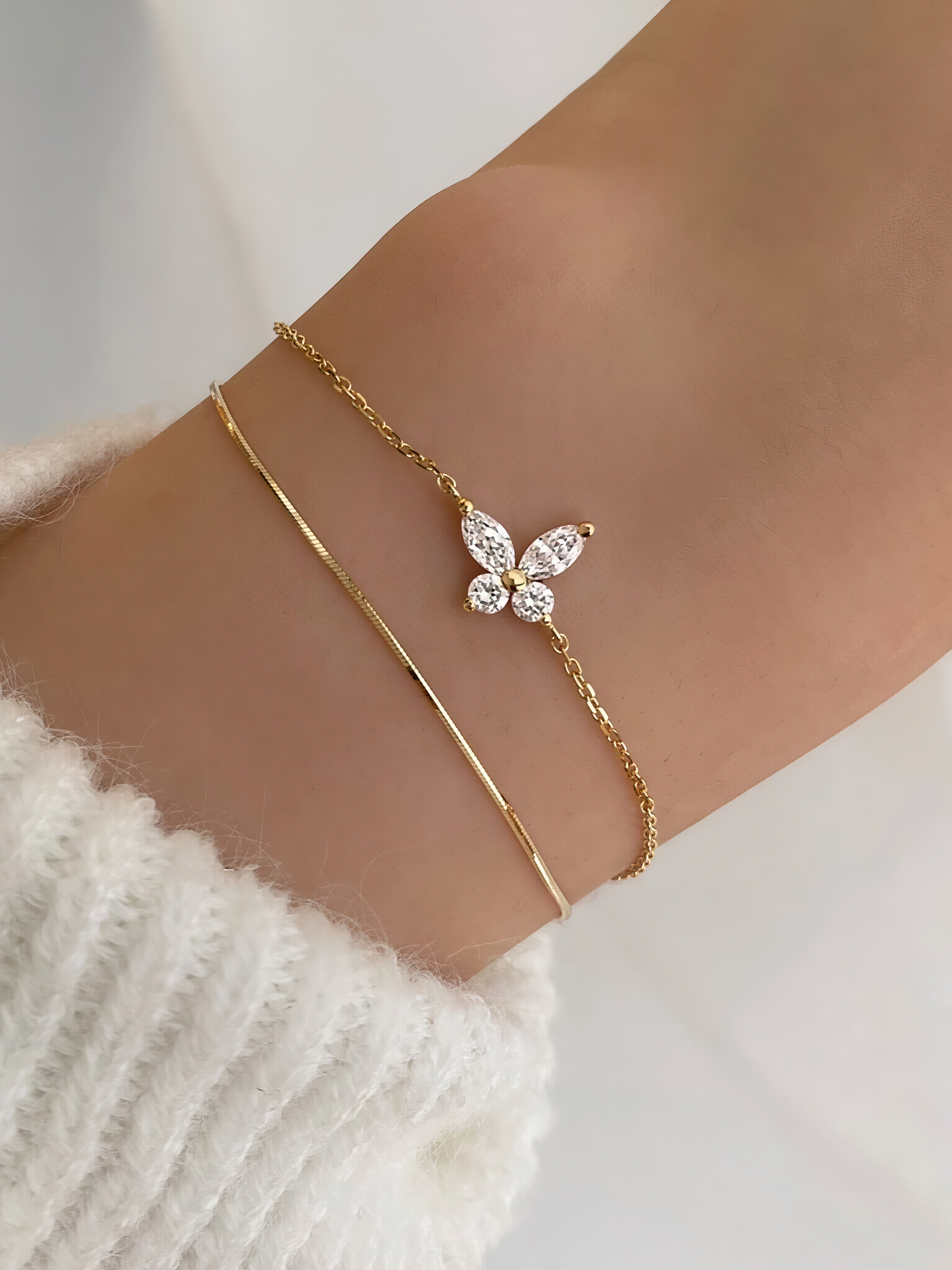 Soft Wings Bracelet