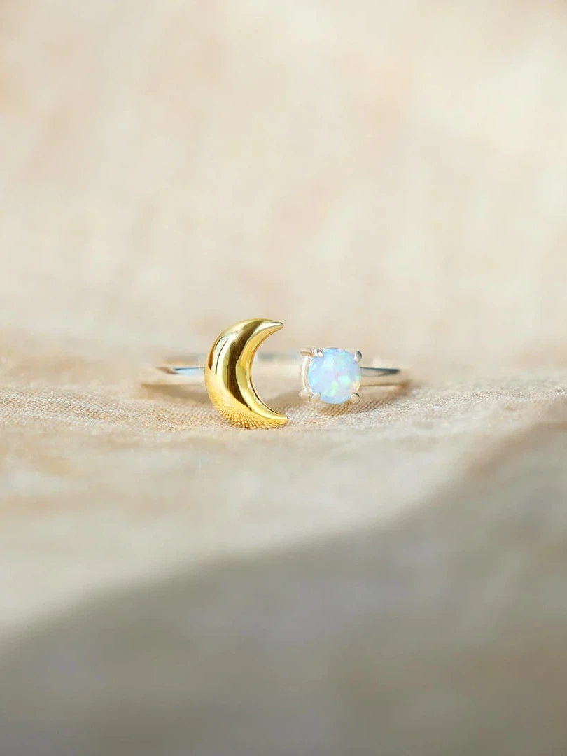 Moon Spark Ring