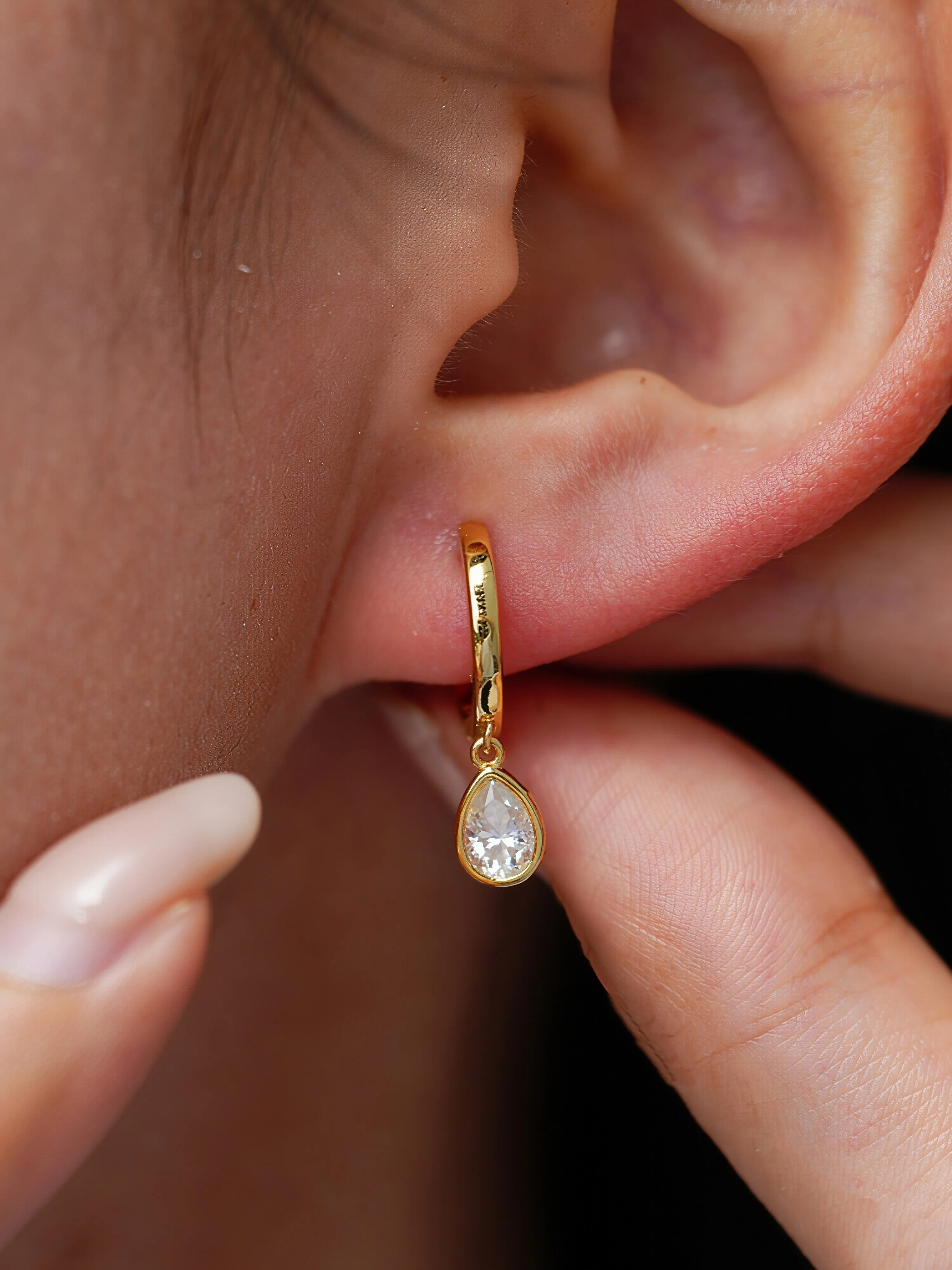 Raindrop Moissanite Earrings