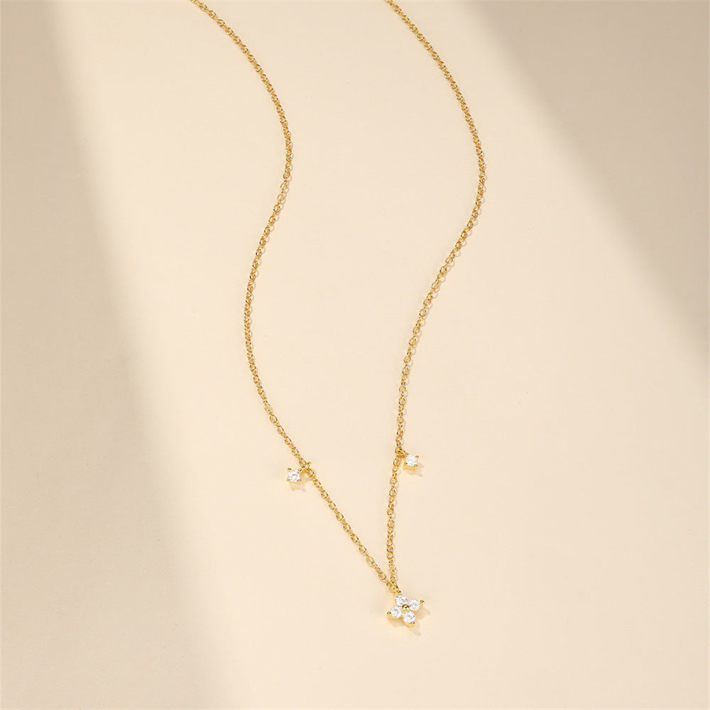 Coreline Necklace