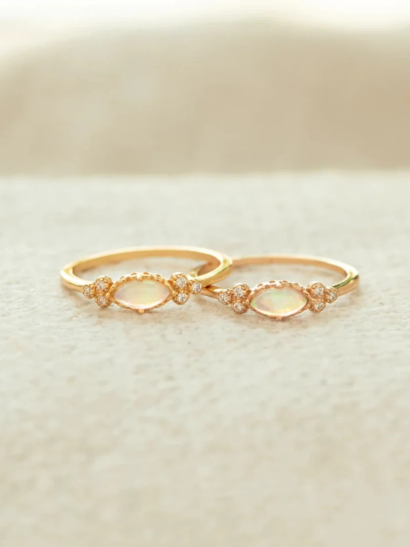 Golden Pause Ring