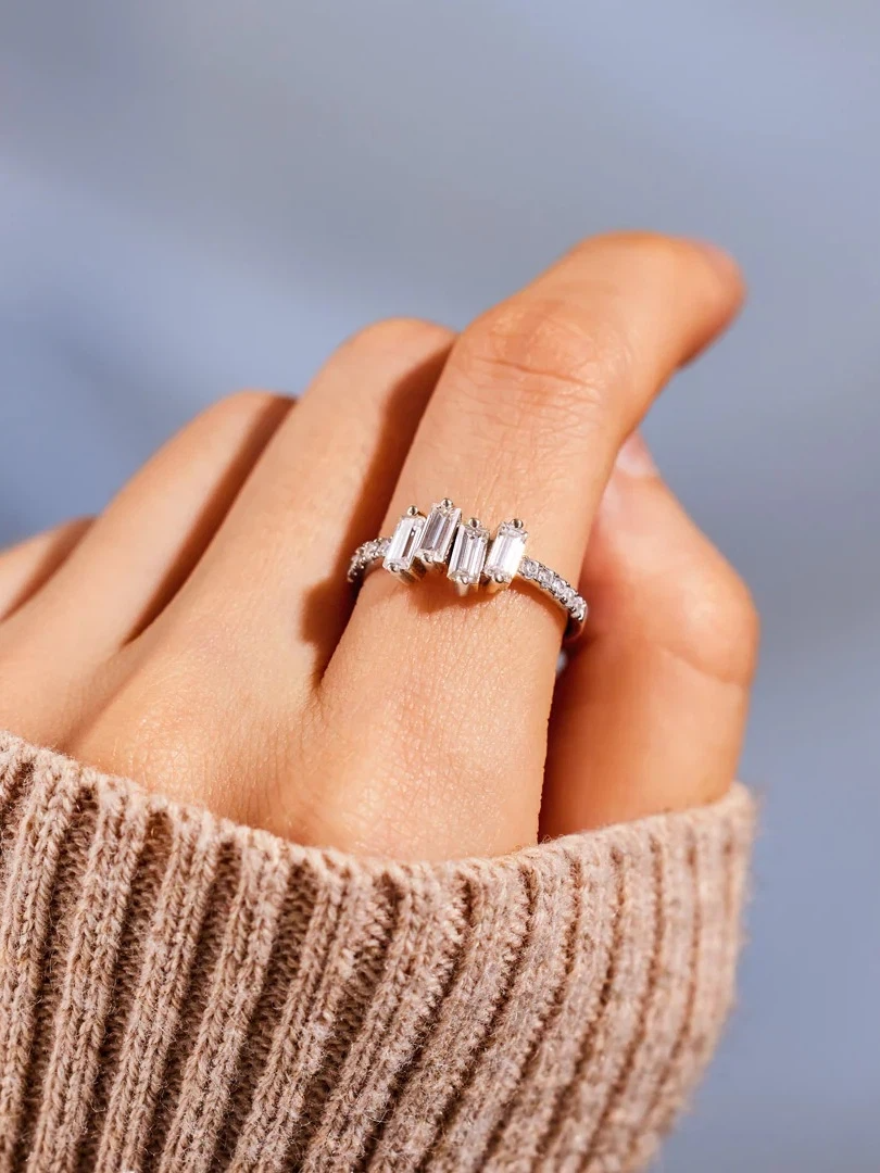 Fine Mood Ring