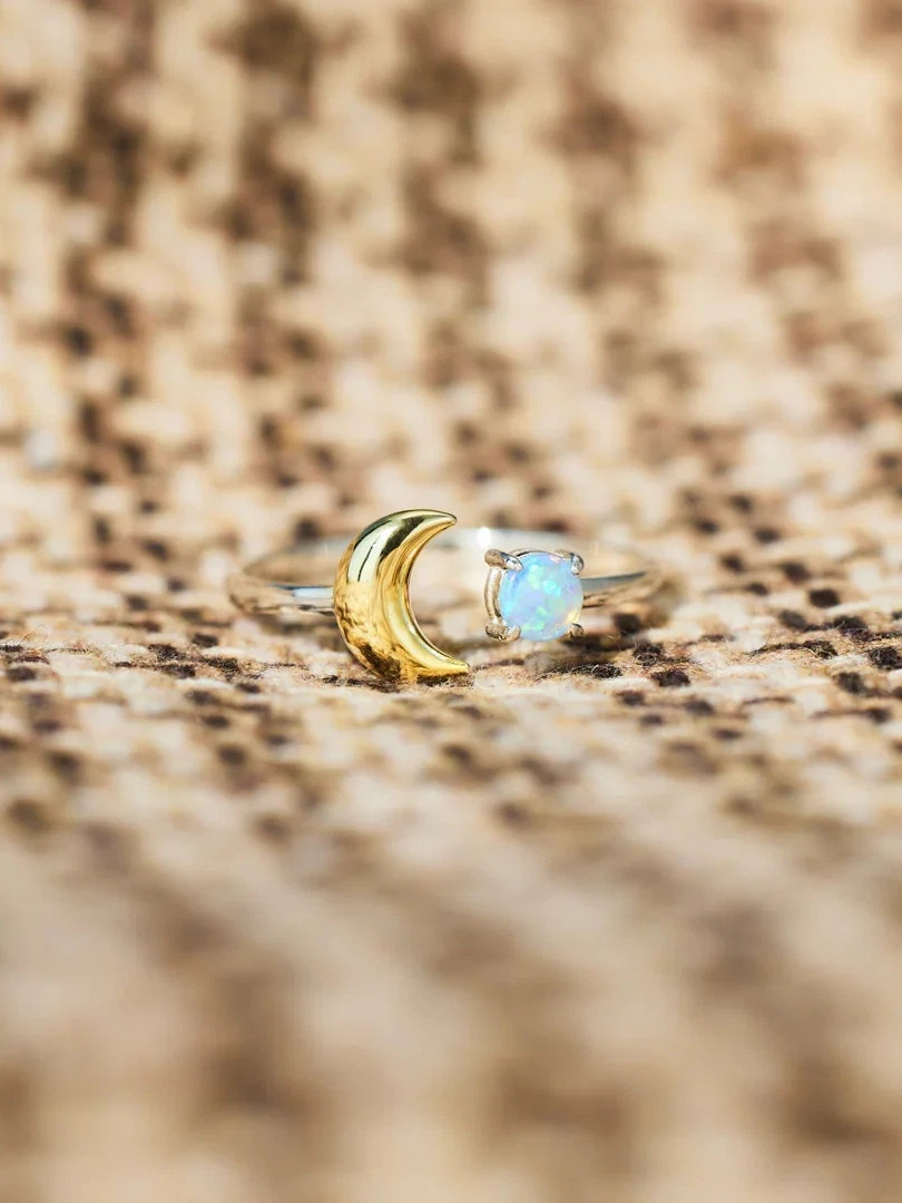 Moon Spark Ring