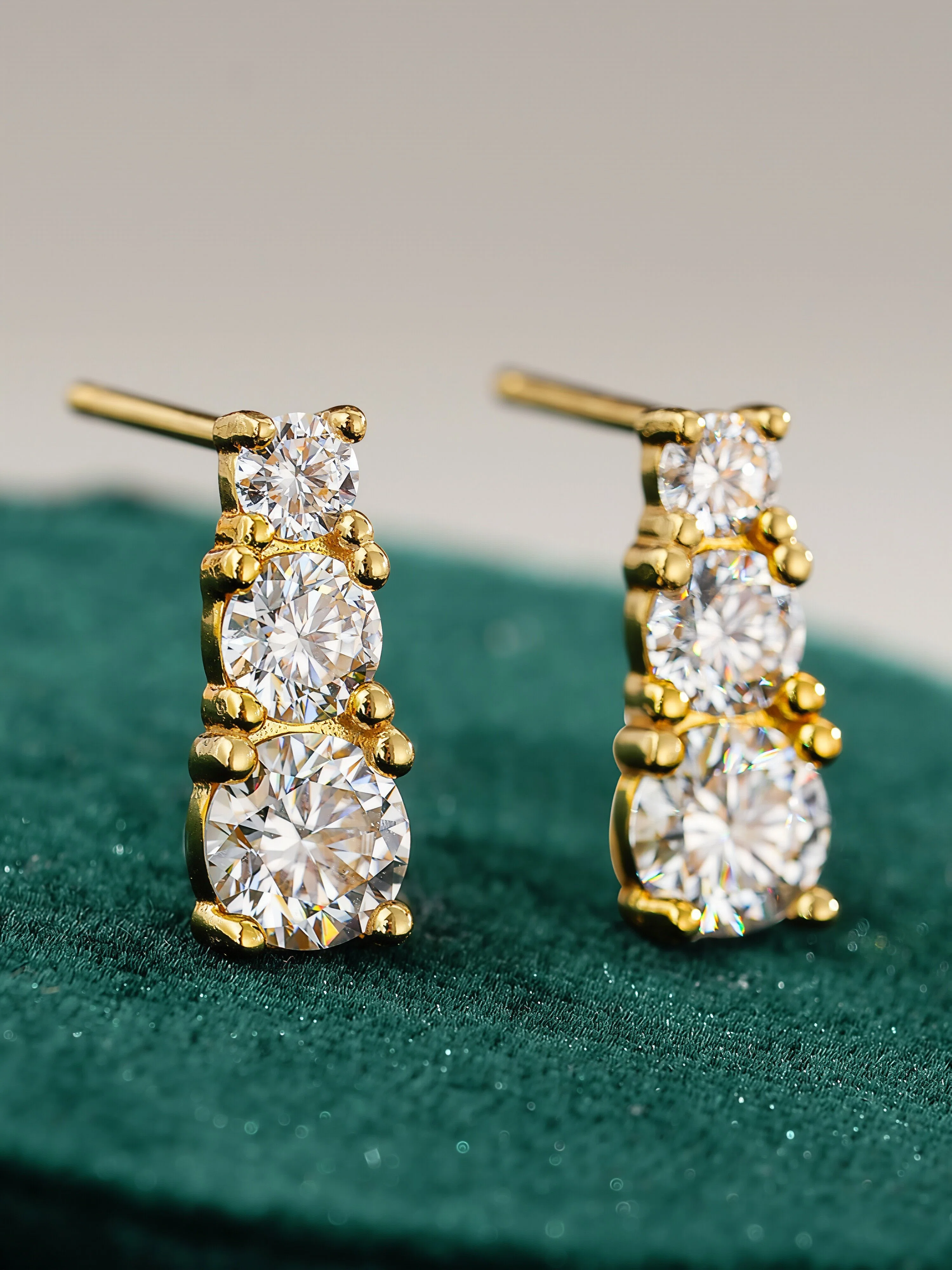 Essence Moissanite Studs