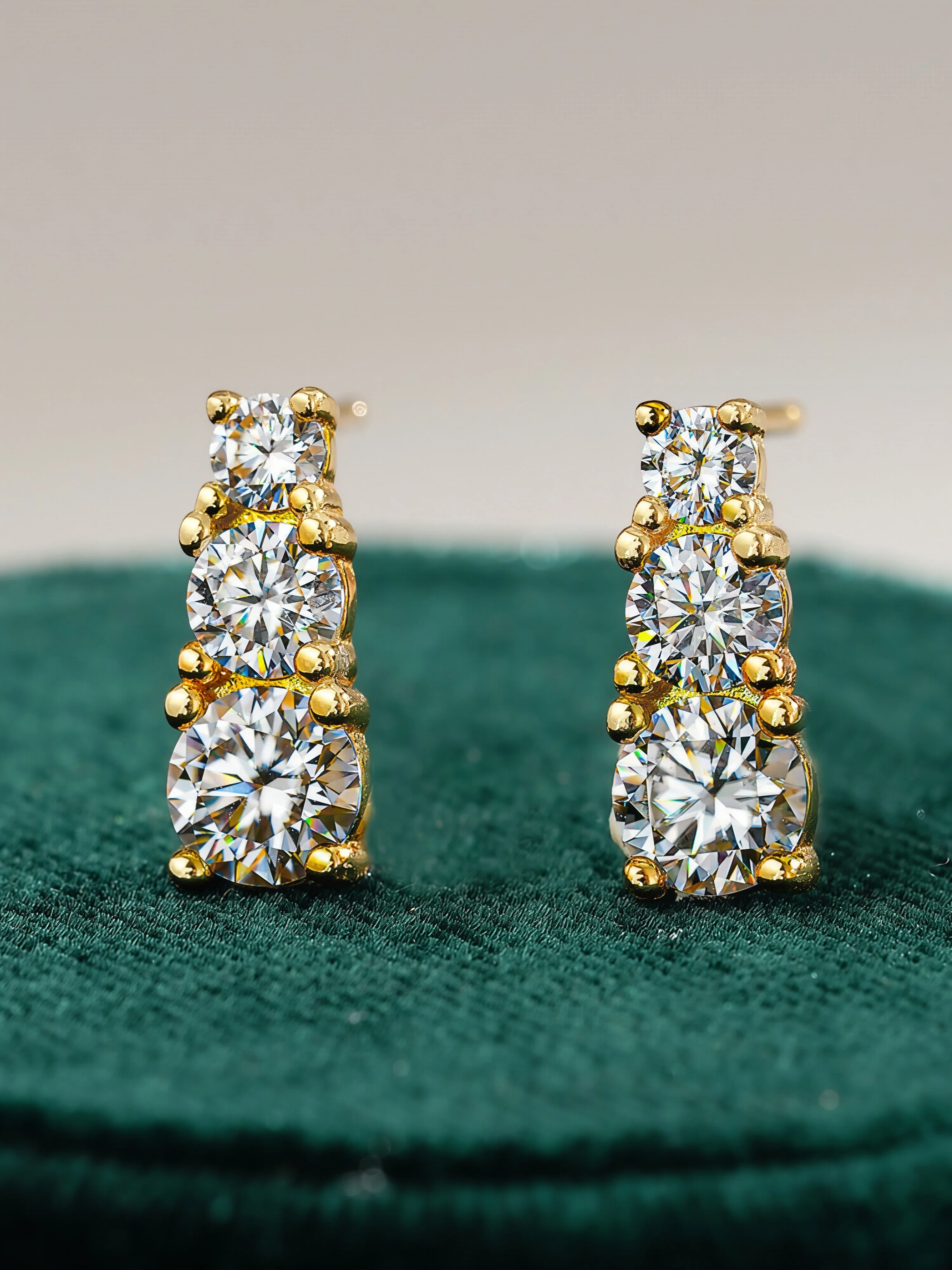 Essence Moissanite Studs