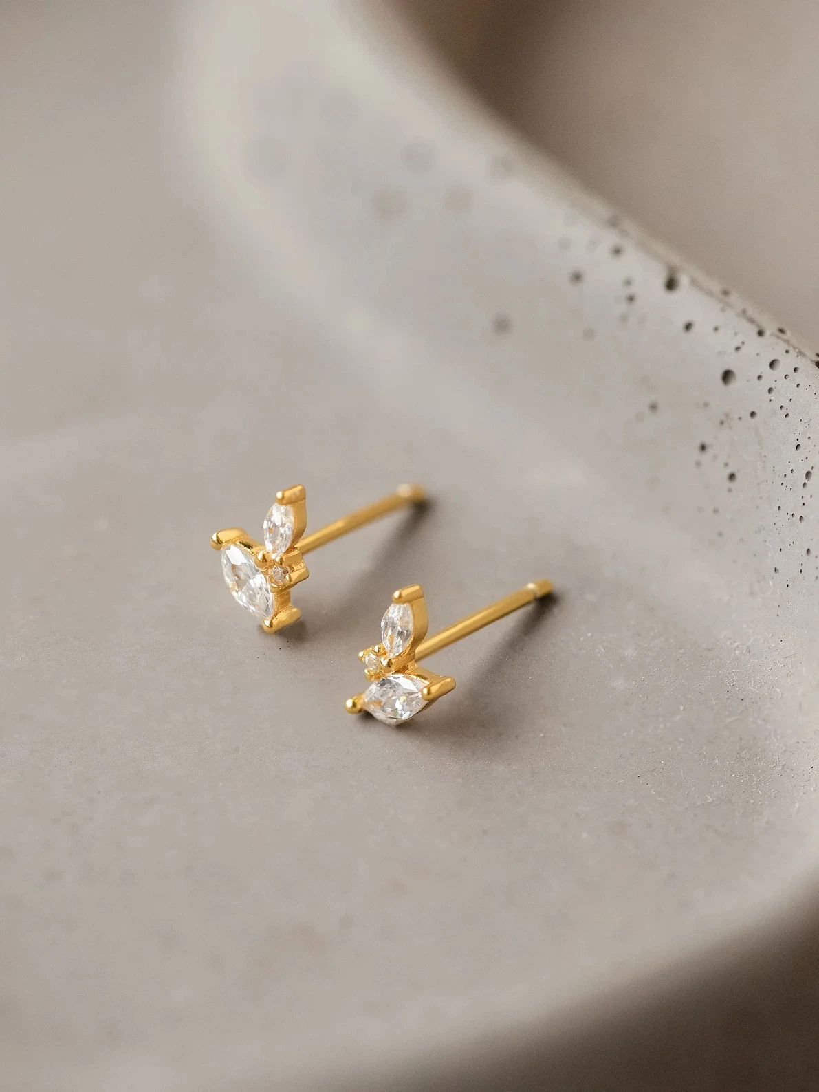 Ember Studs
