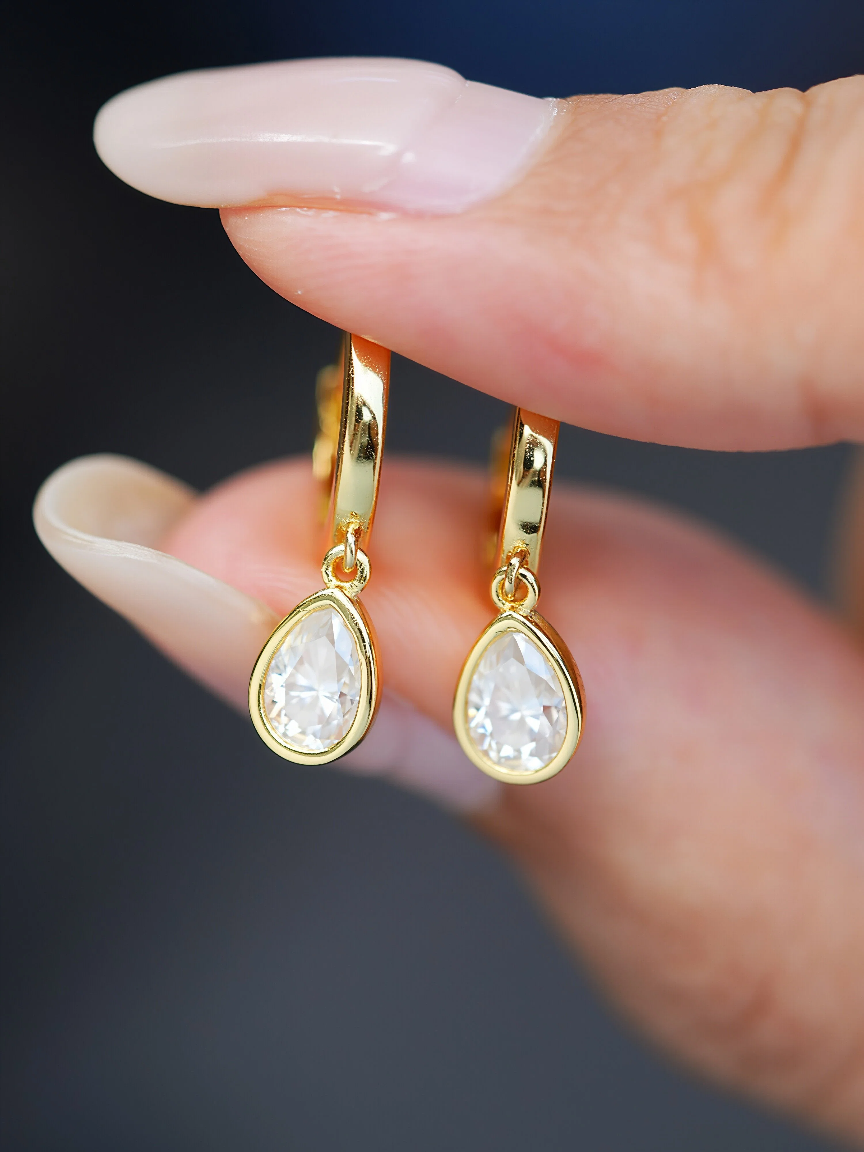 Raindrop Moissanite Earrings