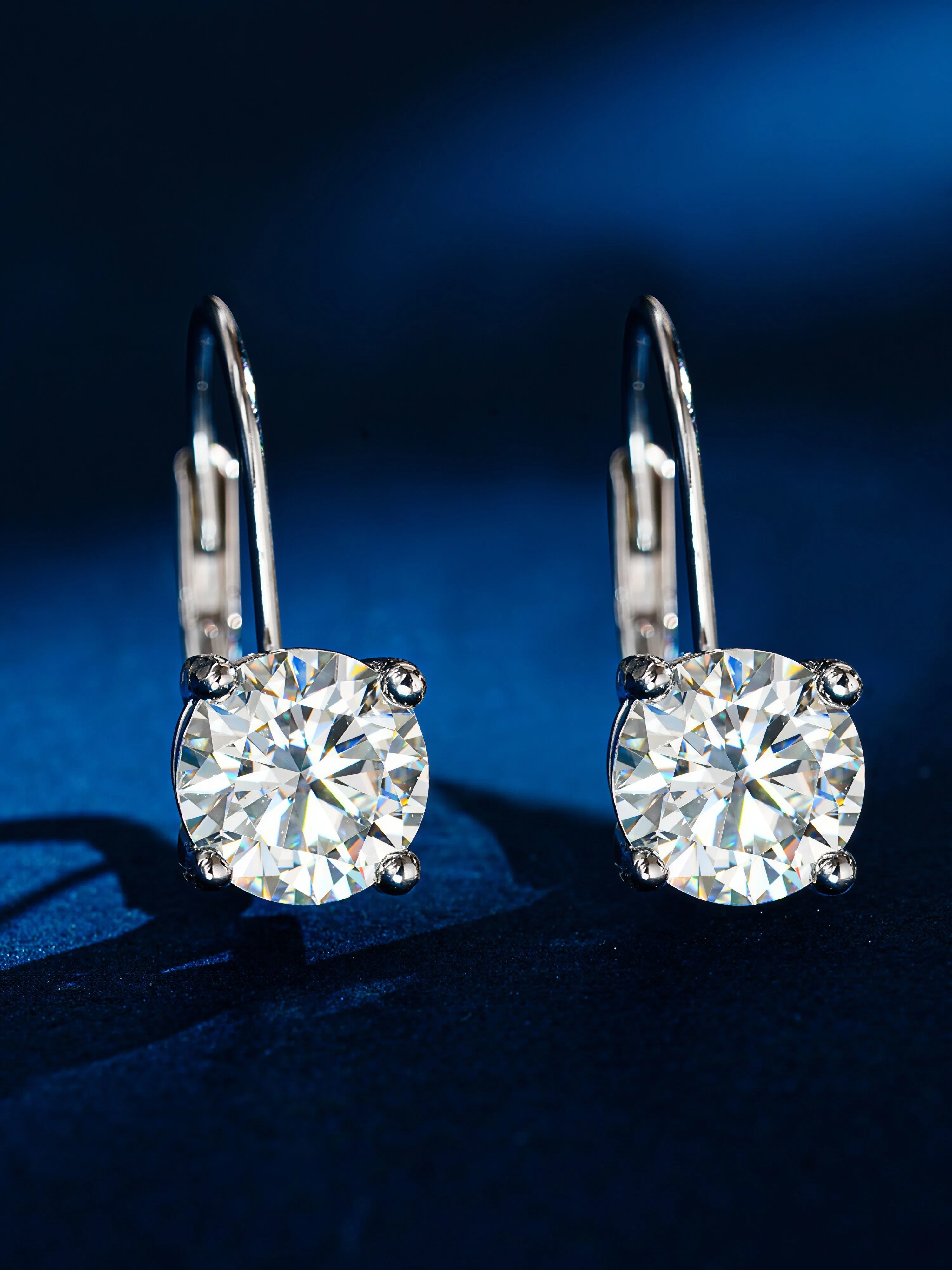 Desire Moissanite Hoops