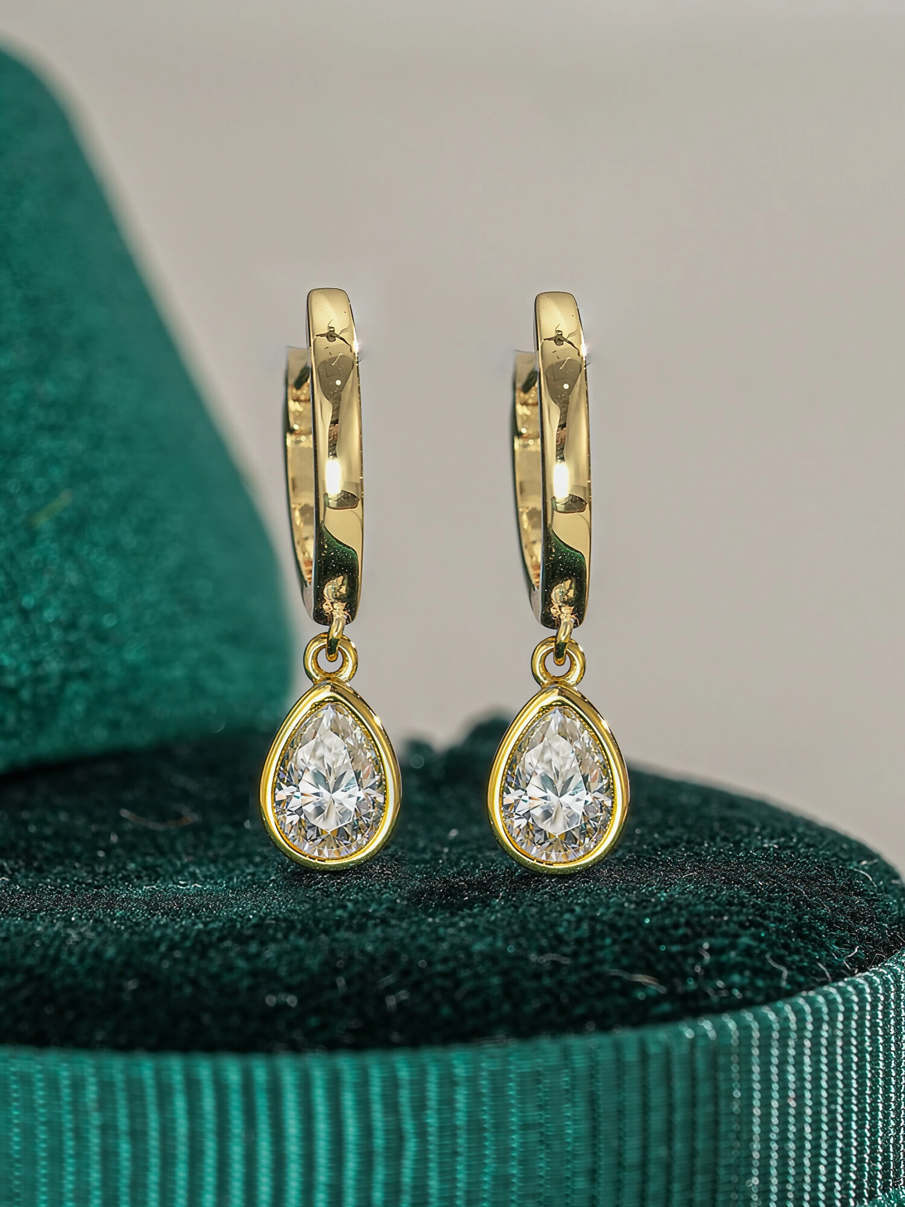 Raindrop Moissanite Earrings