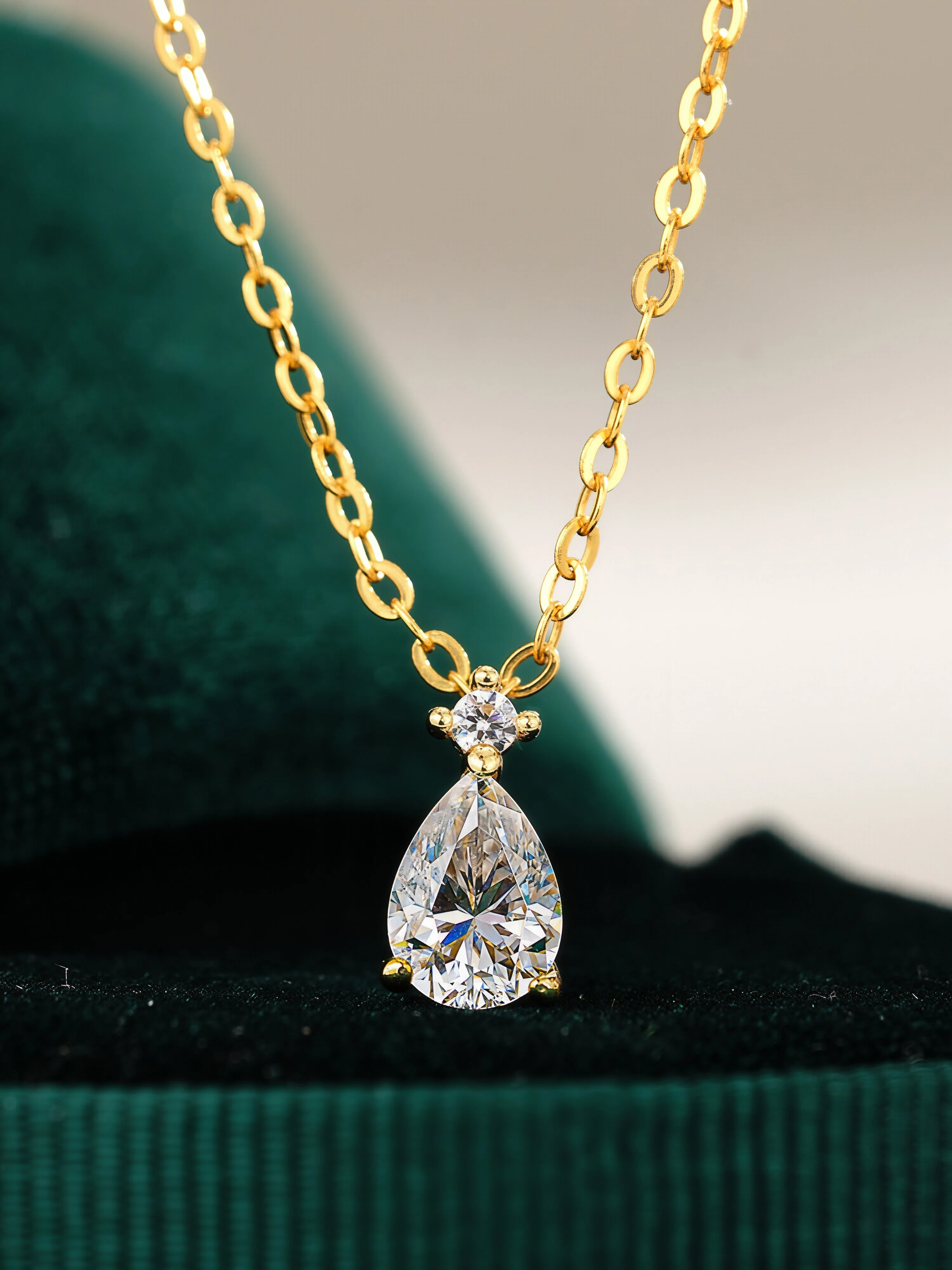 Jane Moissanite Necklace