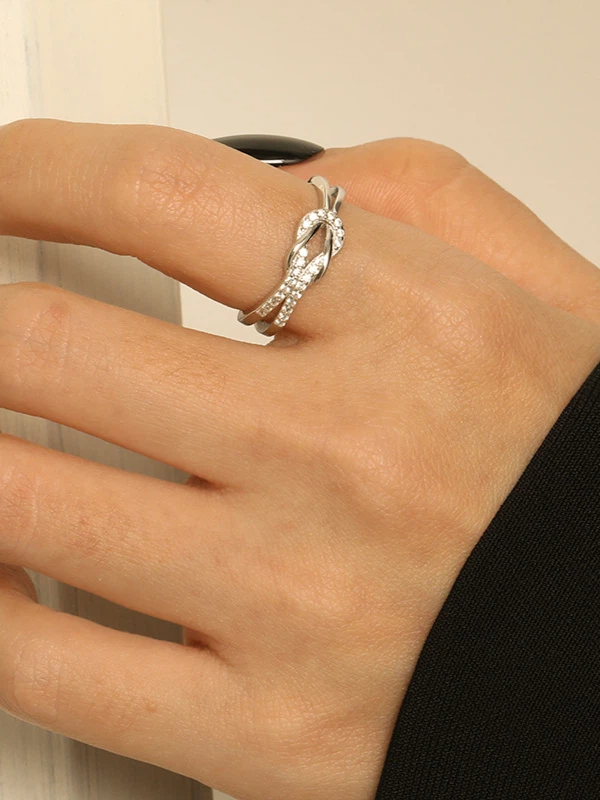Hold Me Light Ring