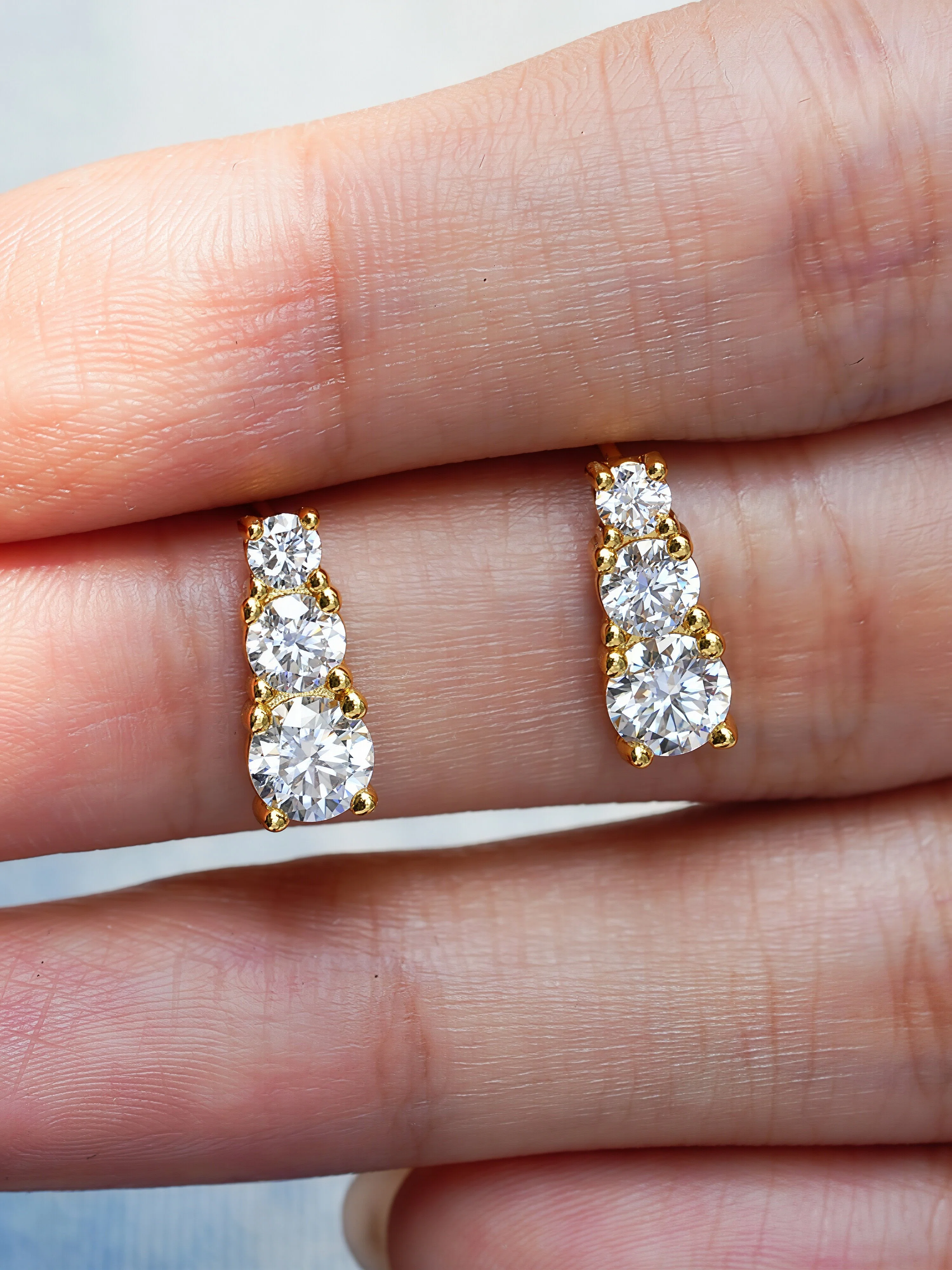 Essence Moissanite Studs