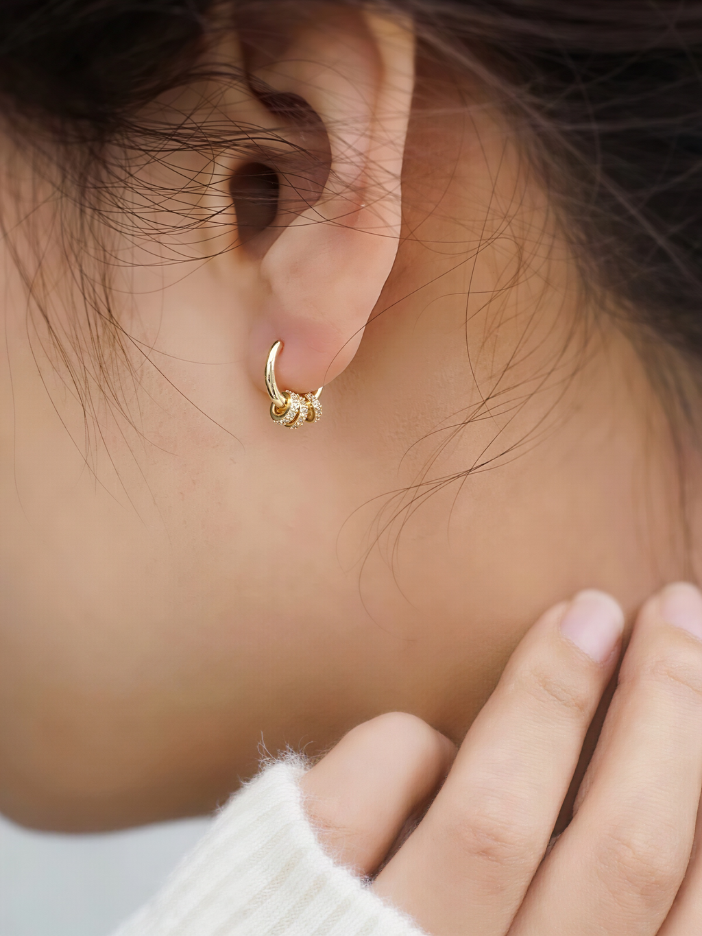Knots Hoops