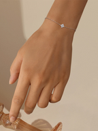 Clou Moissanite Bracelet