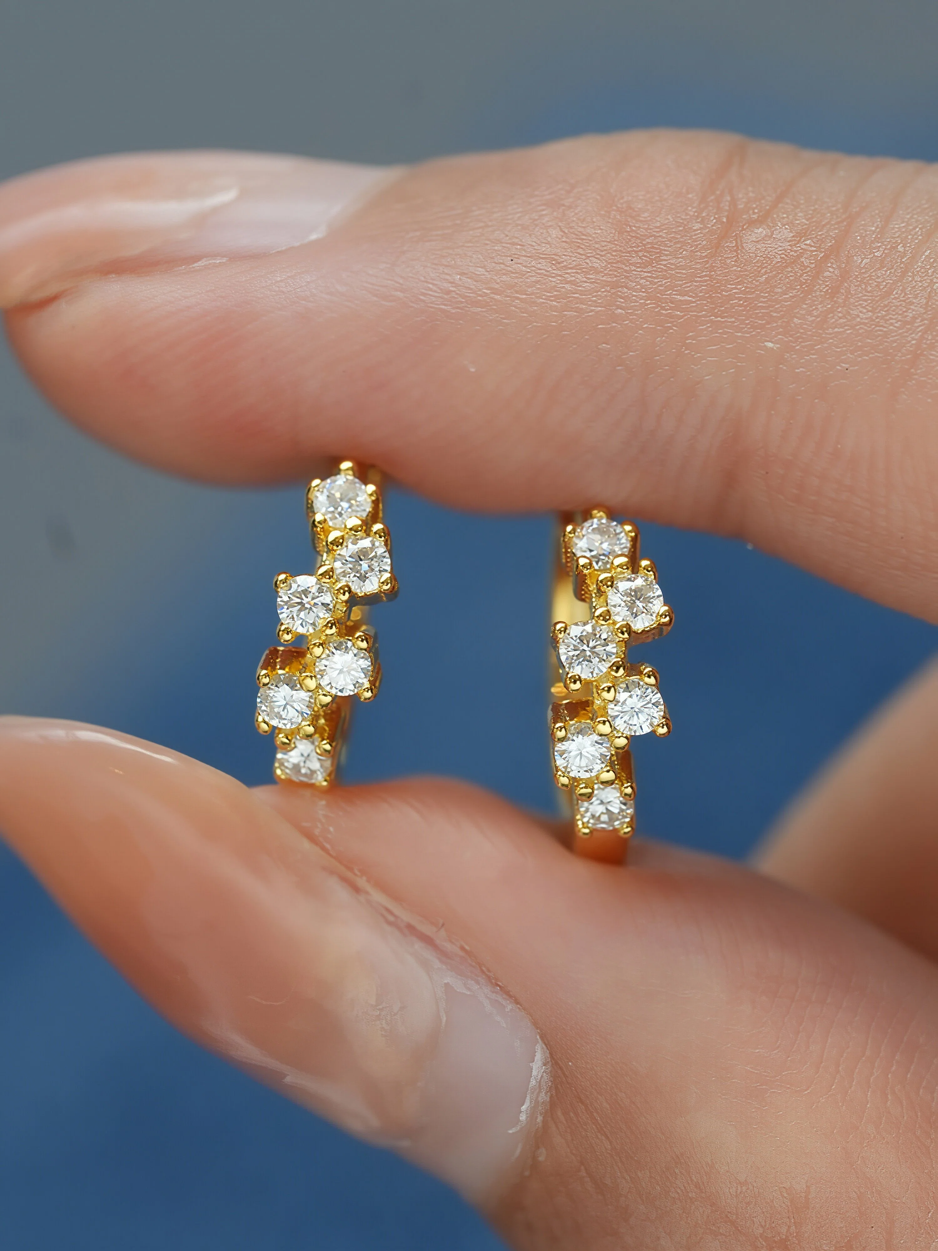 Loyalty Moissanite Hoops