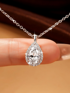 Léonie Moissanite Necklace