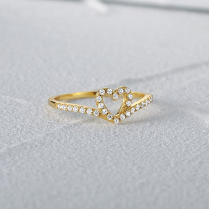 Dainty Heart Ring