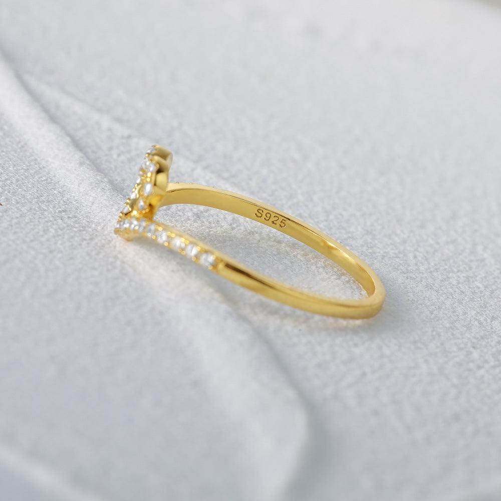 Dainty Heart Ring