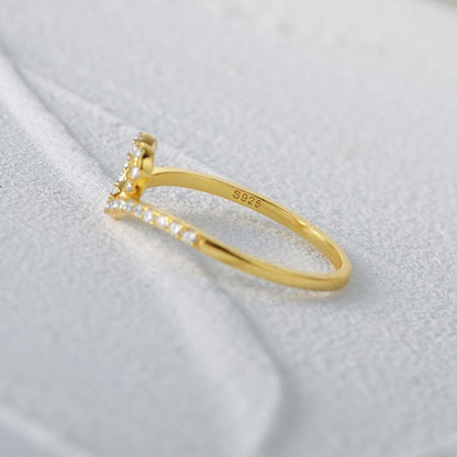 Dainty Heart Ring